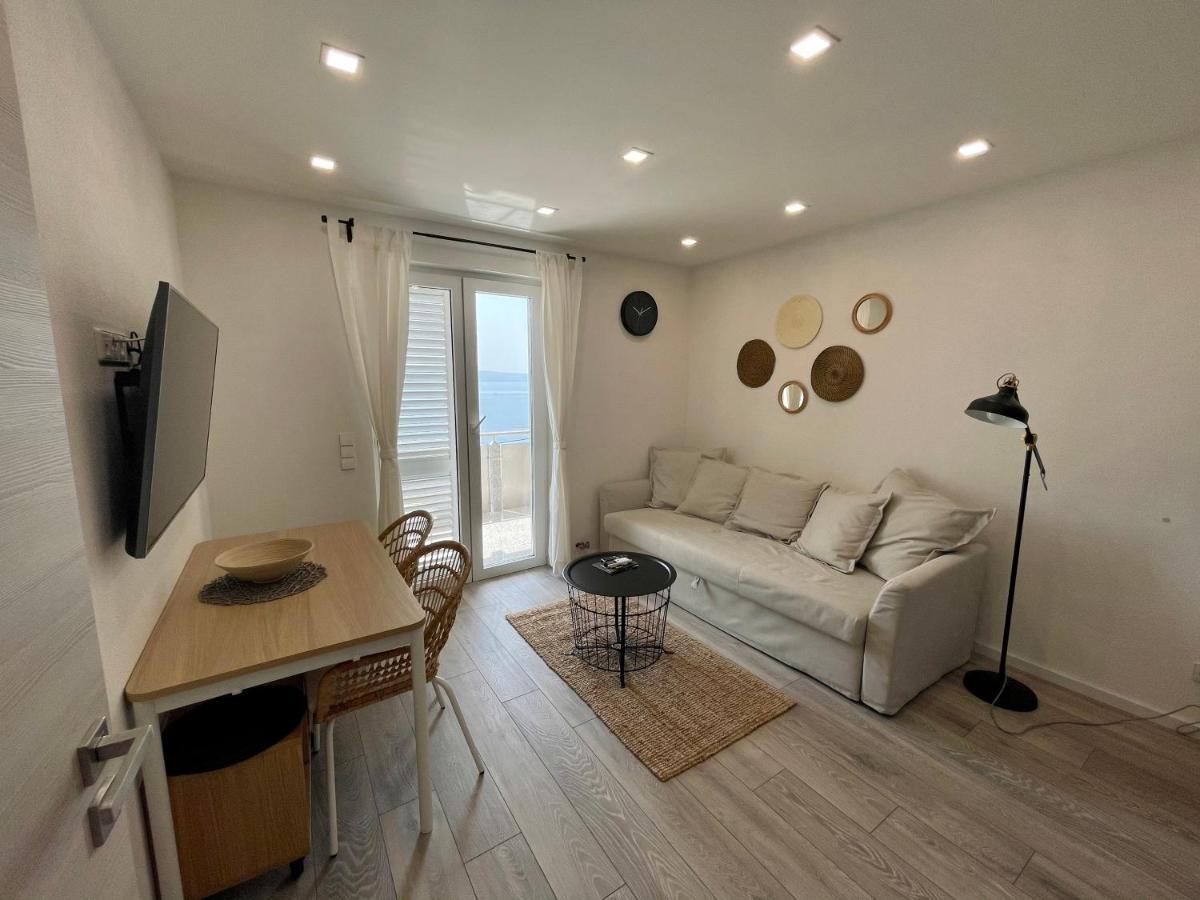 Lambda Holiday Apartments Jesenice  Extérieur photo